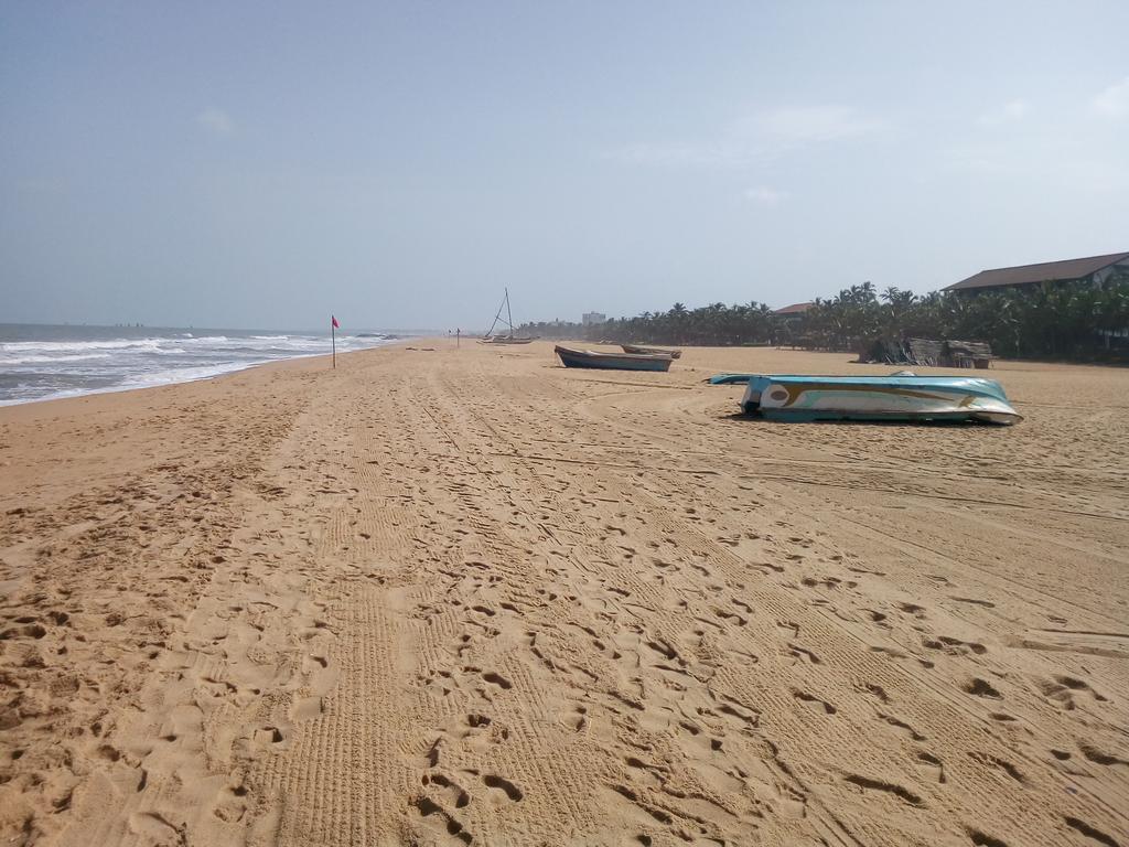 Yoho Mango House Hotel Negombo Exterior foto